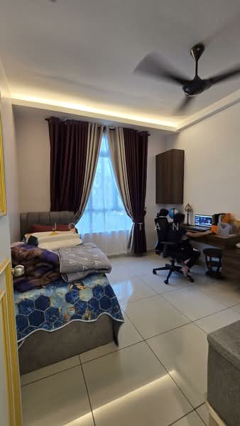 Service Residence for Sale at Parkland Residence - Jojo Tan - Bedroom - PropertyGuru.com.my