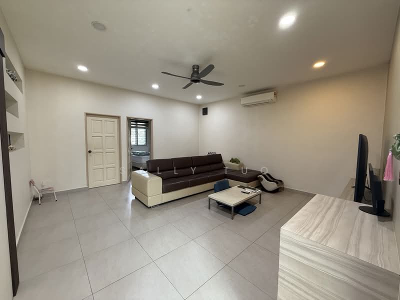 Shop / Office for Sale in Bandar Baru Permas Jaya (Permas Jaya) - Sally Tuo - PropertyGuru.com.my