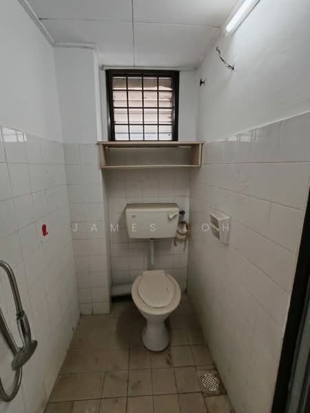Apartment for Sale at Subang Perdana Goodyear Court 6 - James Loh - Bathroom - PropertyGuru.com.my