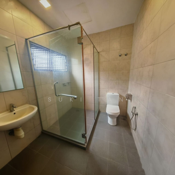 Rumah Teres 2 Tingkat untuk Dijual di Kepong (Kuala Lumpur) - Suki Tan - Bathroom - PropertyGuru.com.my