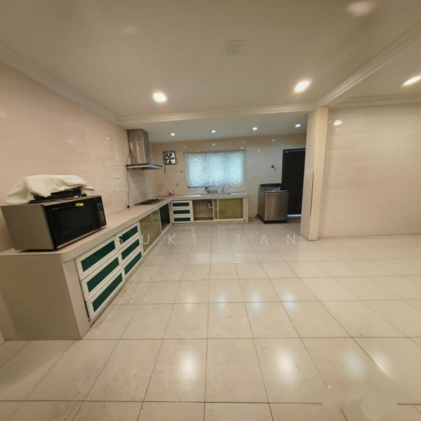 Rumah Teres 2 Tingkat untuk Dijual di Kepong (Kuala Lumpur) - Suki Tan - Kitchen - PropertyGuru.com.my