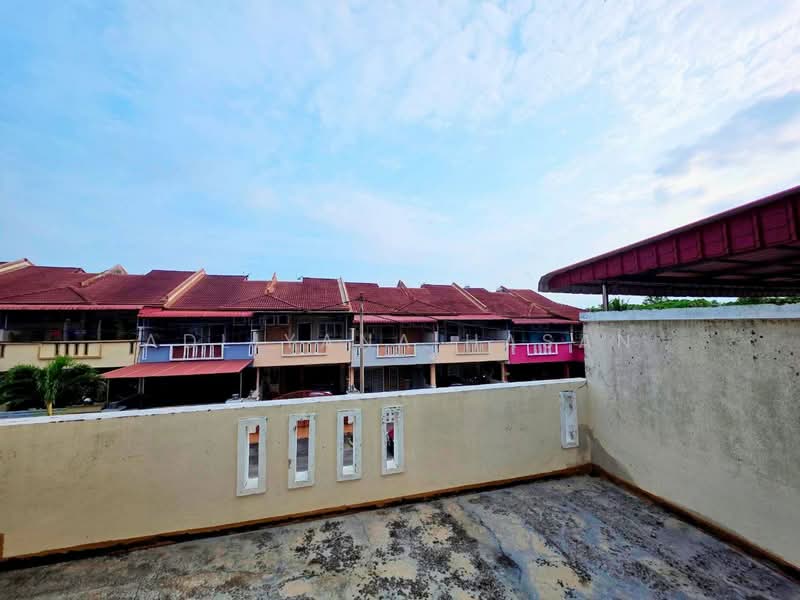2-storey Terraced House for Rent in Seremban 2 (Negeri Sembilan) - Adliyana Hasan - Exterior - PropertyGuru.com.my