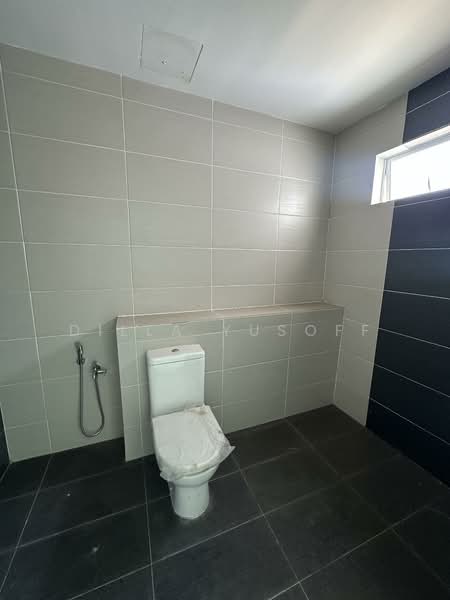 Condominium for Sale at Ehsan Residence - DILLA YUSOFF - Bathroom - PropertyGuru.com.my