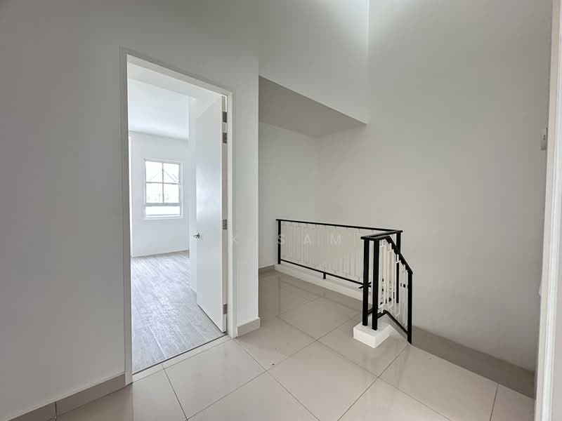 2-storey Terraced House for Sale in Bandar Country Homes (Rawang) - CK Sam - Interior - PropertyGuru.com.my