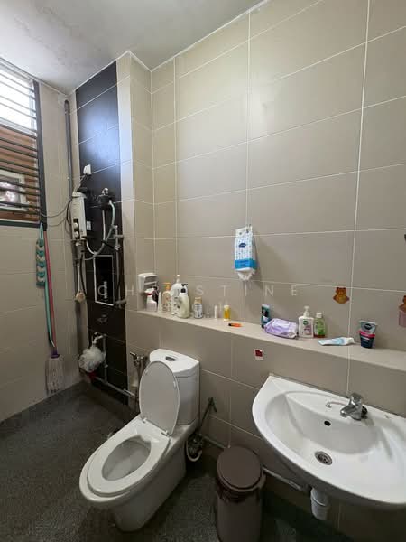 Tasek Seri Alam untuk Untuk Dijual - RM 578,000, Feb 2026 - Bathroom - PropertyGuru.com.my