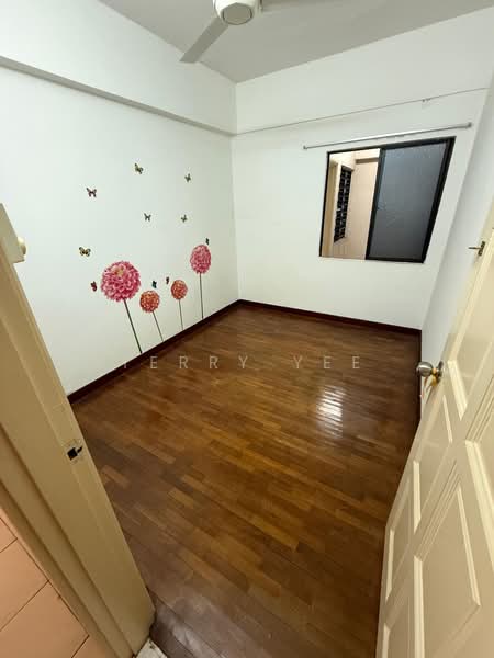 Apartment for Sale at Mutiara Serdang (Turf View) - Terry Yee - Interior - PropertyGuru.com.my