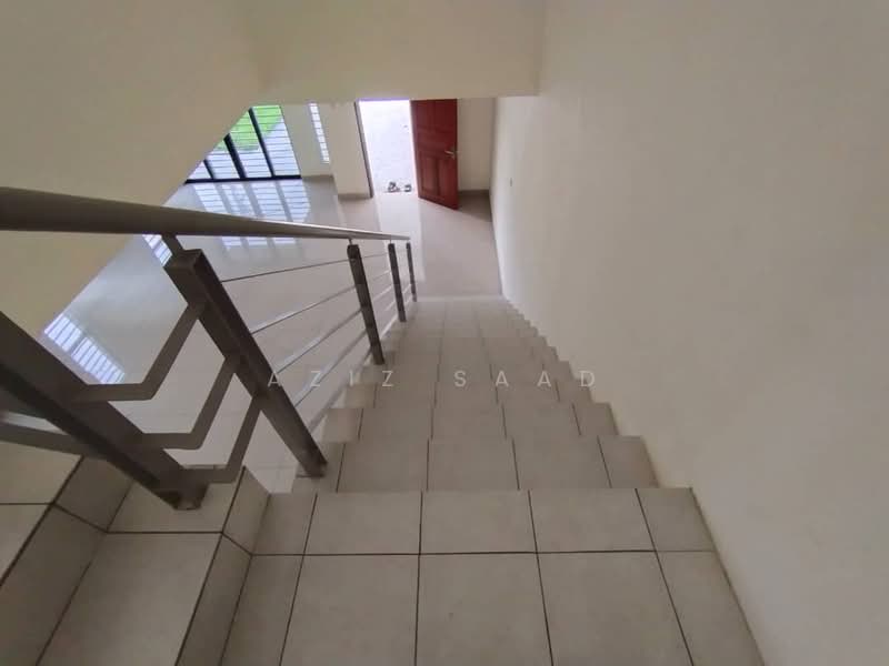 Bandar Saujana Utama untuk Untuk Dijual - RM 699,000, Mac 2026 - Entrance - PropertyGuru.com.my