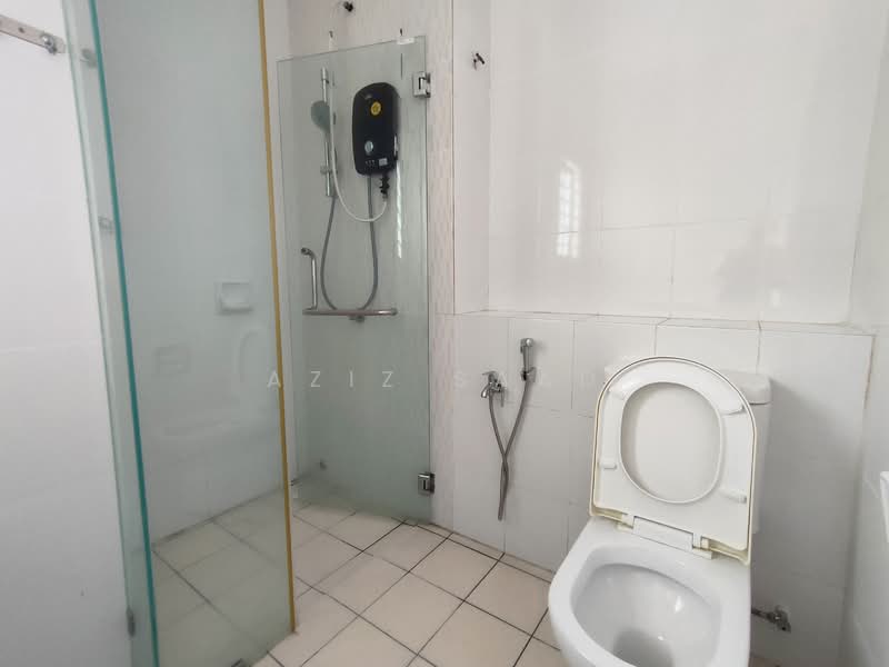 Bandar Saujana Utama untuk Untuk Dijual - RM 699,000, Mac 2026 - Bathroom - PropertyGuru.com.my