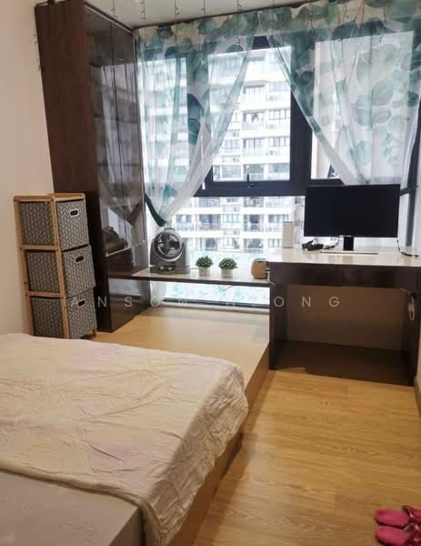 Condominium for Rent at Amberside @ Country Garden Danga Bay - Anson Hiong - Bedroom - PropertyGuru.com.my