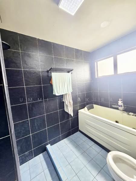Apartment for Sale at Danga View Apartment - Ummi Shakira - Bathroom - PropertyGuru.com.my