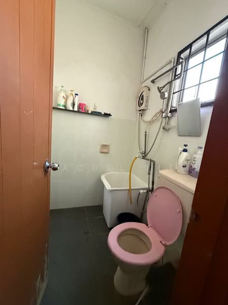 2-storey Terraced House for Sale in Usj 2 (Subang Jaya) - Rachel Sie - Bathroom - PropertyGuru.com.my