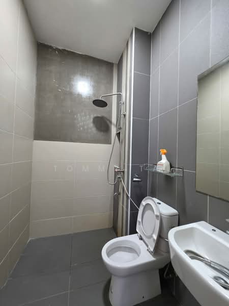 Semi-Detached House for Sale in Taman Sri Intan (Johor Bahru) - Tommy Tai - Bathroom - PropertyGuru.com.my