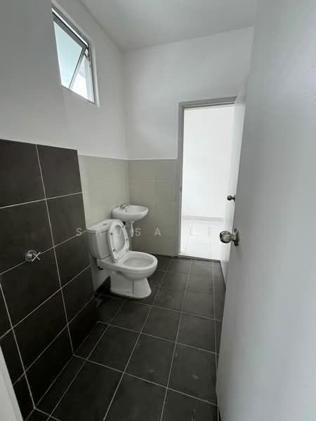 2-storey Terraced House for Sale in Kota Masai (Pasir Gudang) - Sausa Lee - Bathroom - PropertyGuru.com.my