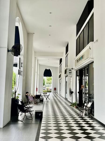 Shop / Office for Rent in Taman Ekoflora (Johor Bahru) - Ummi Shakira - Corridor - PropertyGuru.com.my