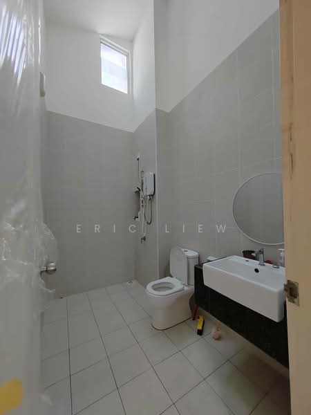 2-storey Terraced House for Sale in Eco Forest (Semenyih) - Eric Liew - Bathroom - PropertyGuru.com.my