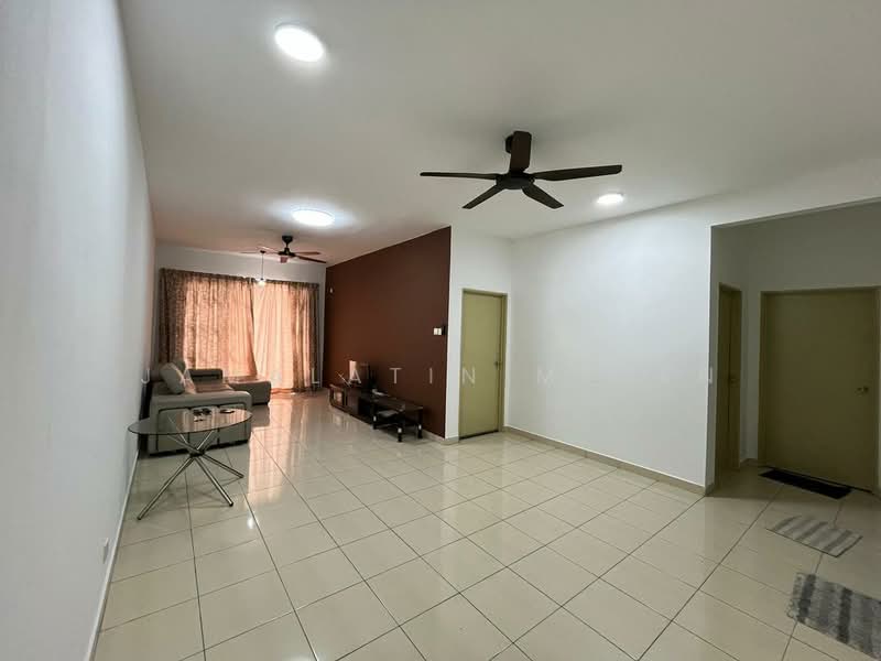Condominium for Rent at Pearl Avenue - Jamalatin Mesen - Living Room - PropertyGuru.com.my