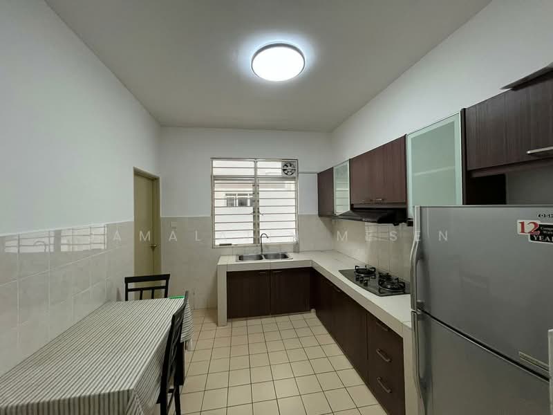 Condominium for Rent at Pearl Avenue - Jamalatin Mesen - Kitchen - PropertyGuru.com.my