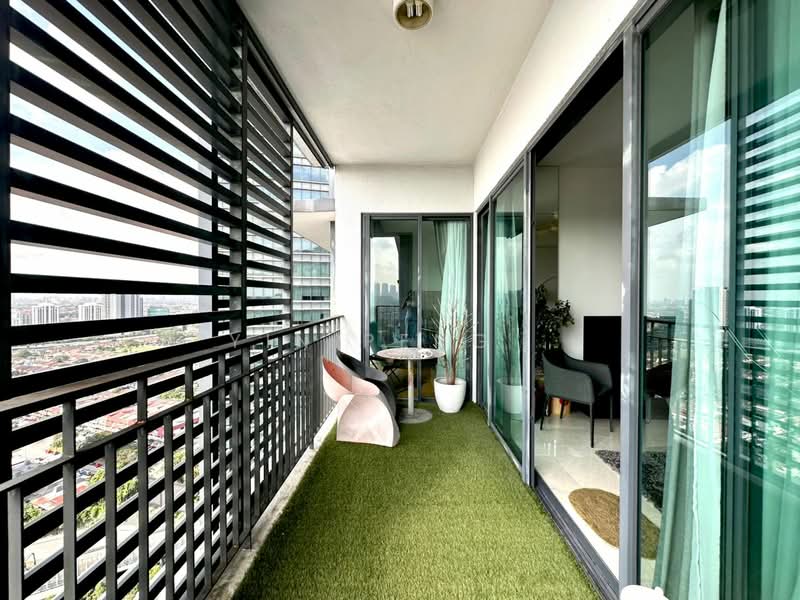 Servis Apartment untuk Dijual di The Greens - Yin Peng . - Balcony - PropertyGuru.com.my