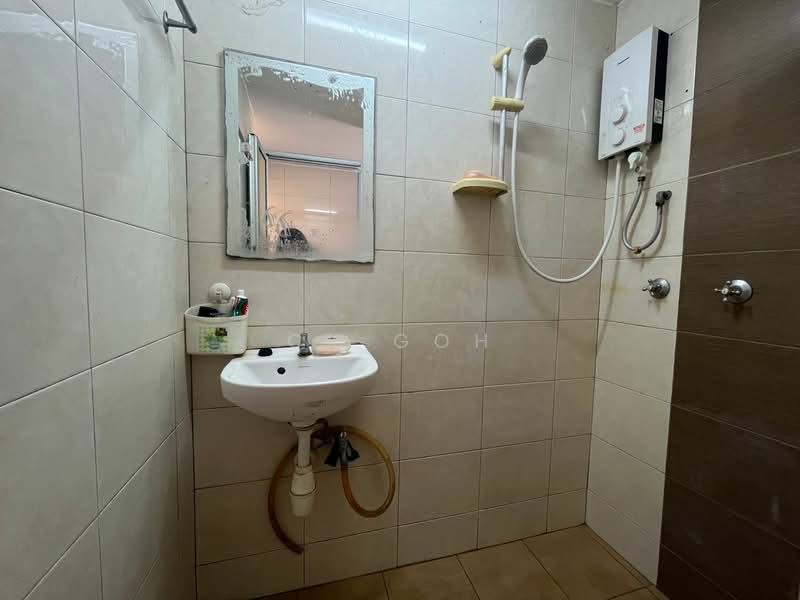 1-storey Terraced House for Sale in Bayan Lepas (Penang) - CK Goh - Bathroom - PropertyGuru.com.my