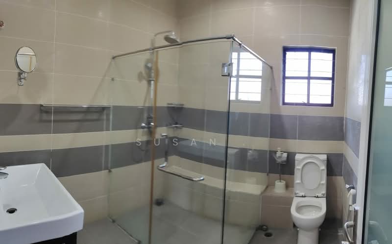 Bungalow for Sale in Kota Kinabalu (Sabah) - Susan . - Bathroom - PropertyGuru.com.my