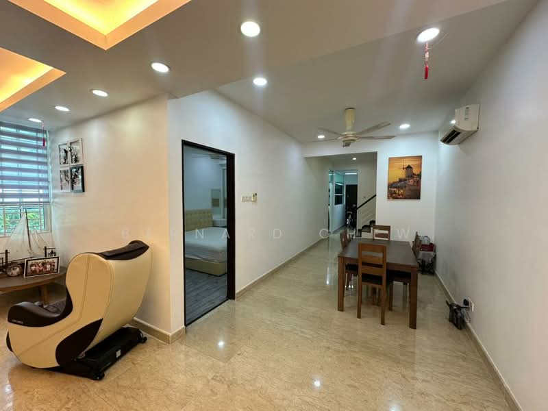 Batu Maung untuk Untuk Dijual - RM 895,000, Mac 2026 - Living Room - PropertyGuru.com.my