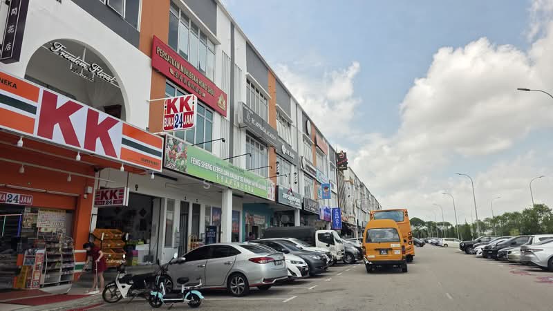 Shop / Office for Sale in Austin Crest (Johor Bahru) - Soon . - Exterior - PropertyGuru.com.my