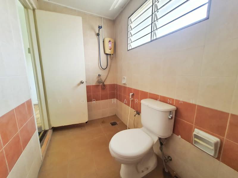 Double Storey Terrace Sunway Kayangan Jalan Ungu U9 Shah Alam untuk Untuk Dijual - RM 850,000, Mac 2026 - Bathroom - PropertyGuru.com.my
