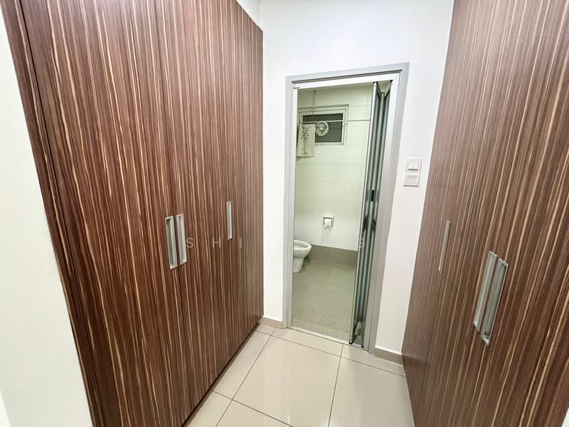 Service Residence for Sale at Seasons Amara Larkin - Shi Ting - Bathroom - PropertyGuru.com.my