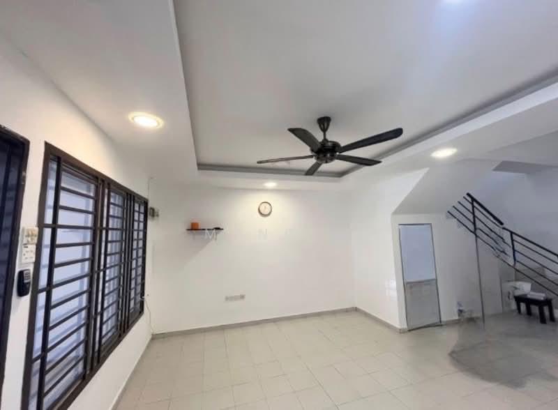 2-storey Terraced House for Sale in Pasir Gudang (Johor) - Meng . - Living Room - PropertyGuru.com.my