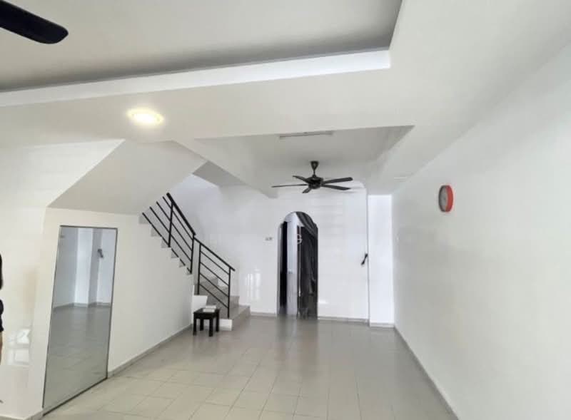 2-storey Terraced House for Sale in Pasir Gudang (Johor) - Meng . - Living Room - PropertyGuru.com.my