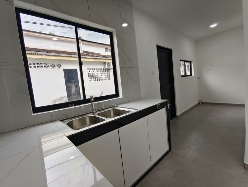 1-storey Terraced House for Sale in Kelapa Sawit (Kulai) - Melinda Ee - PropertyGuru.com.my