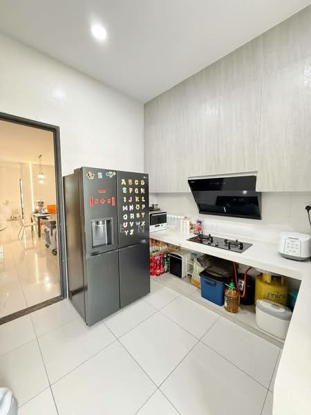 2-storey Terraced House for Sale in Setia Eco Cascadia (Tebrau) - Iden Tan - Kitchen - PropertyGuru.com.my