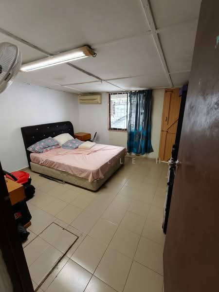 1-storey Terraced House for Sale in Taman Abad (Johor Bahru) - Michelle He - Bedroom - PropertyGuru.com.my
