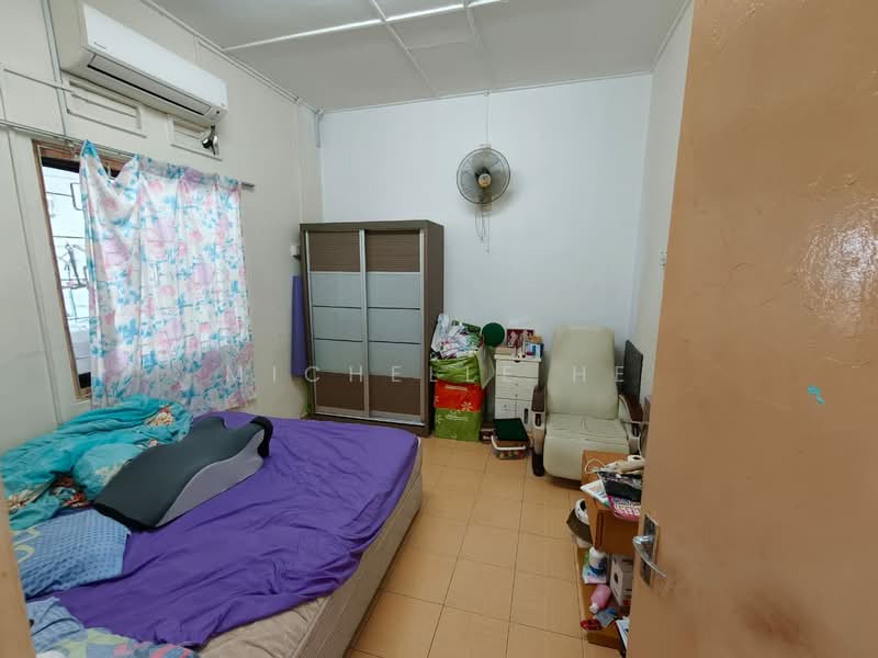 1-storey Terraced House for Sale in Taman Abad (Johor Bahru) - Michelle He - Bedroom - PropertyGuru.com.my