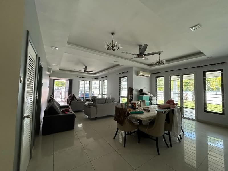 2-storey Terraced House for Sale in Alam Impian (Shah Alam) - Syukor Hartanah - Living Room - PropertyGuru.com.my
