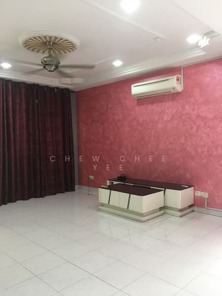 2-storey Terraced House for Sale in Bukit Indah (Iskandar Puteri (Nusajaya)) - Chew Chee Yee - Living Room - PropertyGuru.com.my