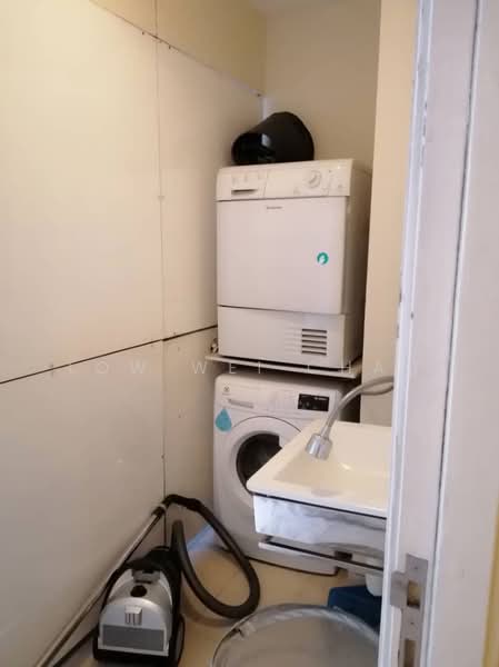 Service Residence for Sale at Gateway Kiaramas - Low Wei Chao - Interior - PropertyGuru.com.my