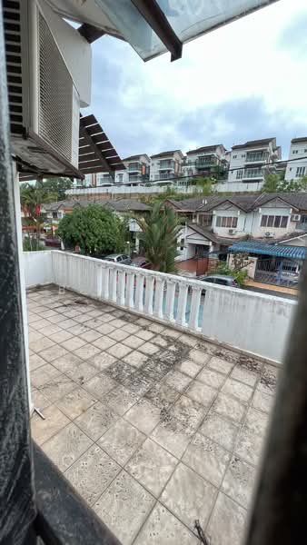 2-storey Terraced House for Rent in Kajang (Selangor) - Benny Lee - Balcony - PropertyGuru.com.my