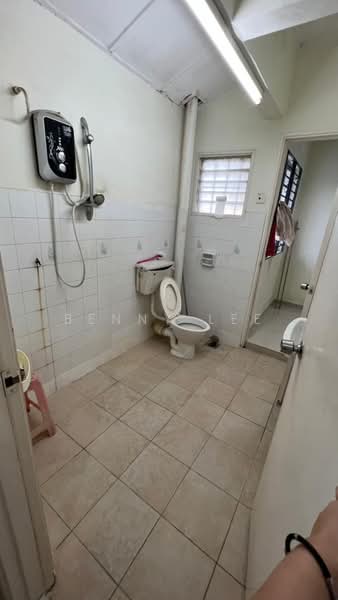 2-storey Terraced House for Rent in Kajang (Selangor) - Benny Lee - Bathroom - PropertyGuru.com.my