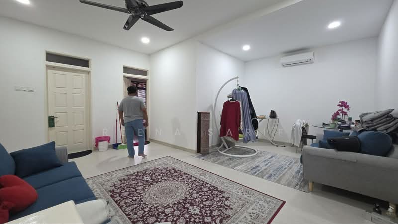 Full Renovated Double Storey Jalan Birai Bukit Jelutong untuk Untuk Dijual - RM 950,000, Mac 2026 - Living Room - PropertyGuru.com.my