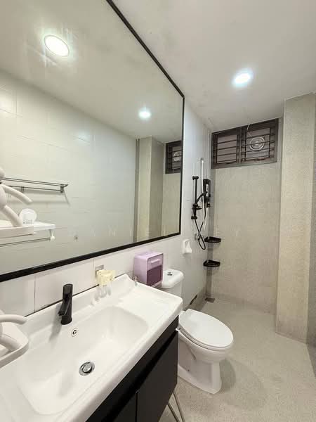 Service Residence for Rent at Palazio - Daniel Tey - Bathroom - PropertyGuru.com.my