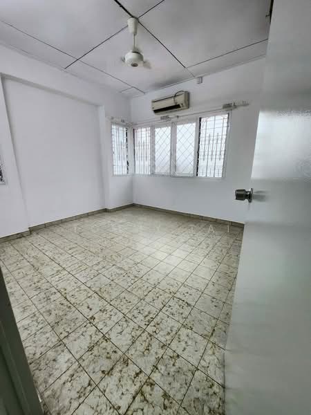 Semi-Detached House for Sale in Taman Pelangi (Johor Bahru) - Tommy Tai - Interior - PropertyGuru.com.my