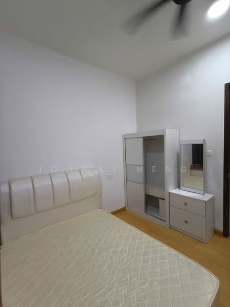 Condominium for Rent at Royal Strand @ Country Garden Danga Bay - Johnny Heng - Bedroom - PropertyGuru.com.my