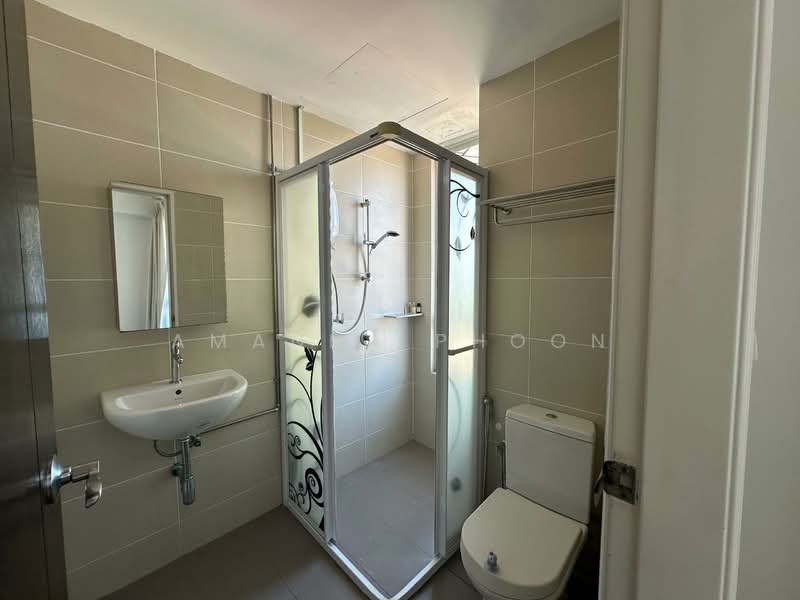 Surin Condominium untuk Untuk Disewa - RM 2,200 /bulan, Feb 2026 - Bathroom - PropertyGuru.com.my