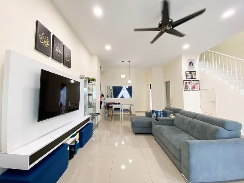 2-storey Terraced House for Sale in Eco Grandeur (Puncak Alam) - Tengku Zairi - Living Room - PropertyGuru.com.my