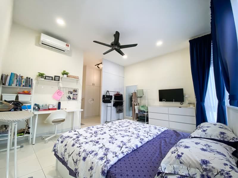2-storey Terraced House for Sale in Eco Grandeur (Puncak Alam) - Tengku Zairi - Bedroom - PropertyGuru.com.my