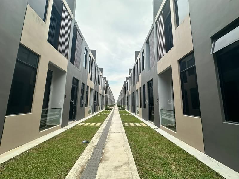 2-storey Terraced House for Sale in Puteri Harbour (Iskandar Puteri (Nusajaya)) - Anne Chiang - Exterior - PropertyGuru.com.my