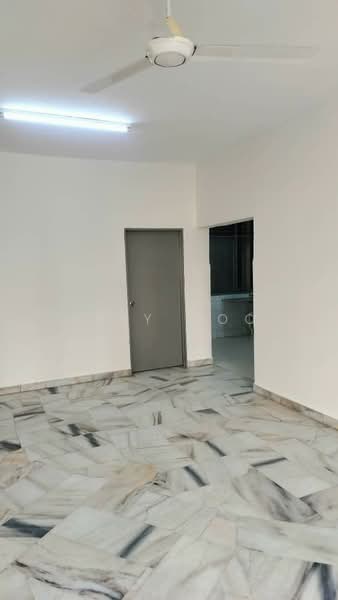 Apartment for Rent at Pangsapuri Lagoon Perdana - Abby Woo - Interior - PropertyGuru.com.my
