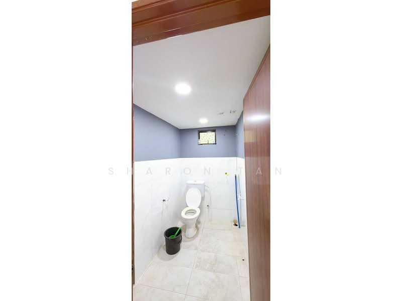 2-storey Terraced House for Rent in Johor Bahru (Johor) - Sharon Tan - Bathroom - PropertyGuru.com.my