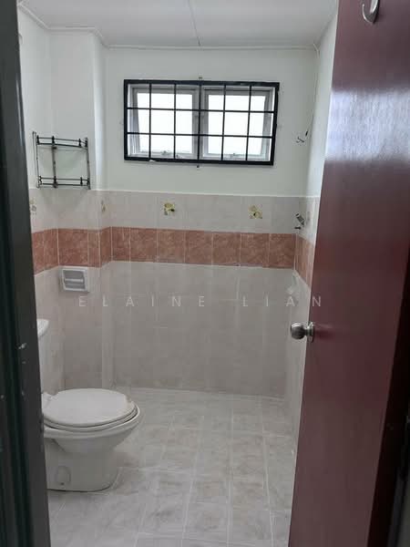 2.5-storey Terraced House for Rent in Taman Koperasi Cuepacs (Cheras) - Elaine Lian - Bathroom - PropertyGuru.com.my